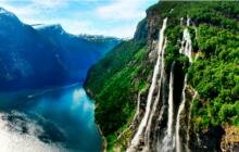 Северное сияние над Эрсфьордом в Тромсё. Фото: Бьёрн Йоргенсен / Innovation Norway.